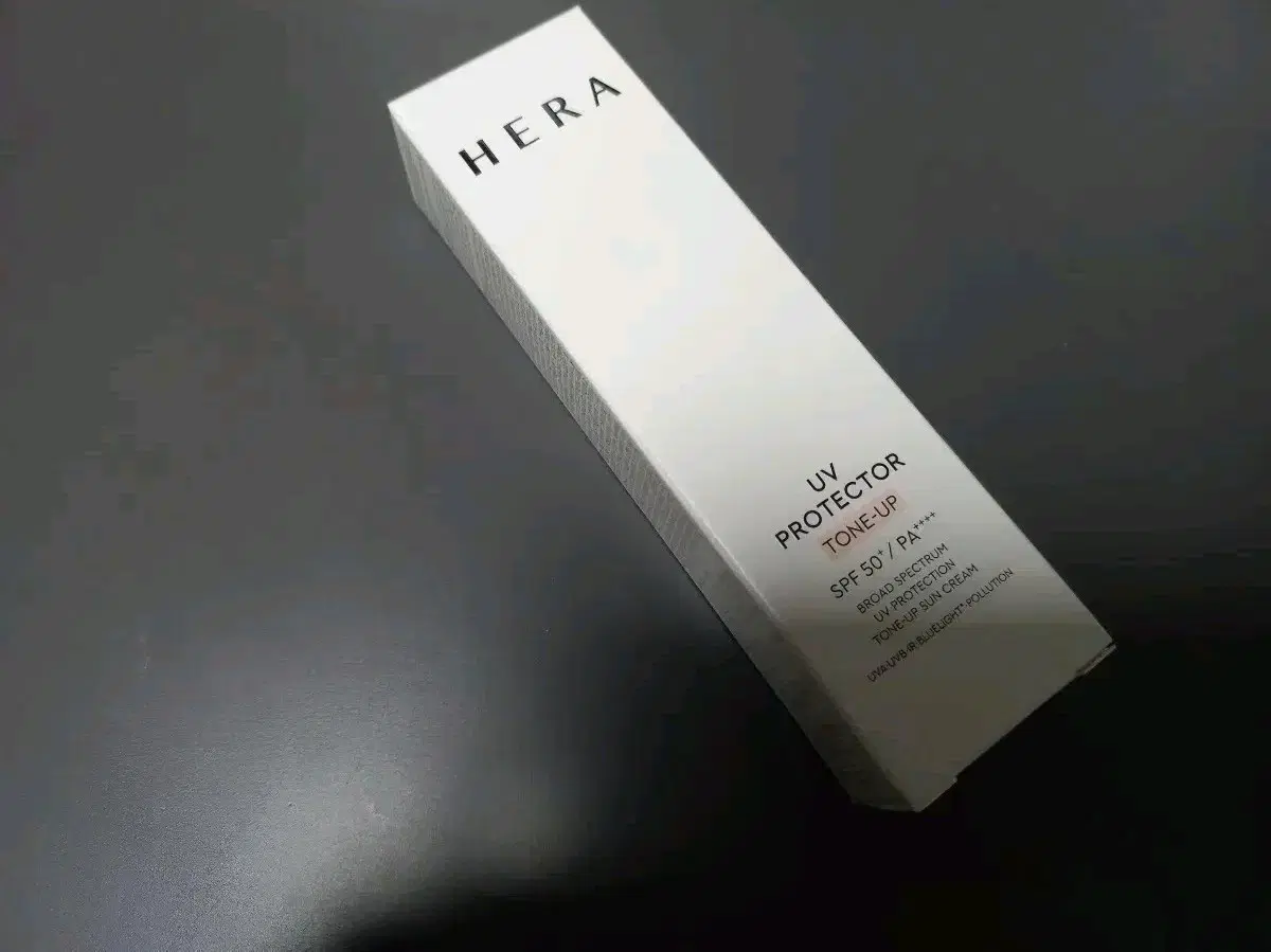 [새상품] 헤라 유브이 프로텍터 톤업 50ml